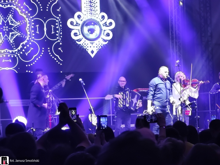 Skrzyszow-koncert-Golec-uOrkiestra_-Fot.-Janusz-Smolinski-7