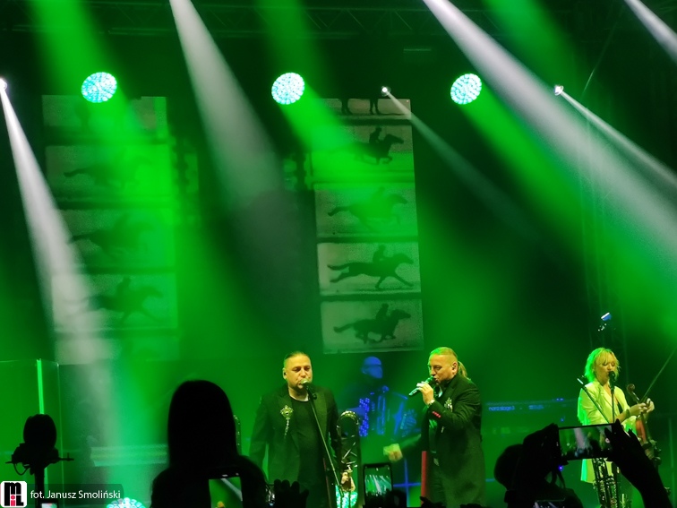 Skrzyszow-koncert-Golec-uOrkiestra_-Fot.-Janusz-Smolinski-9