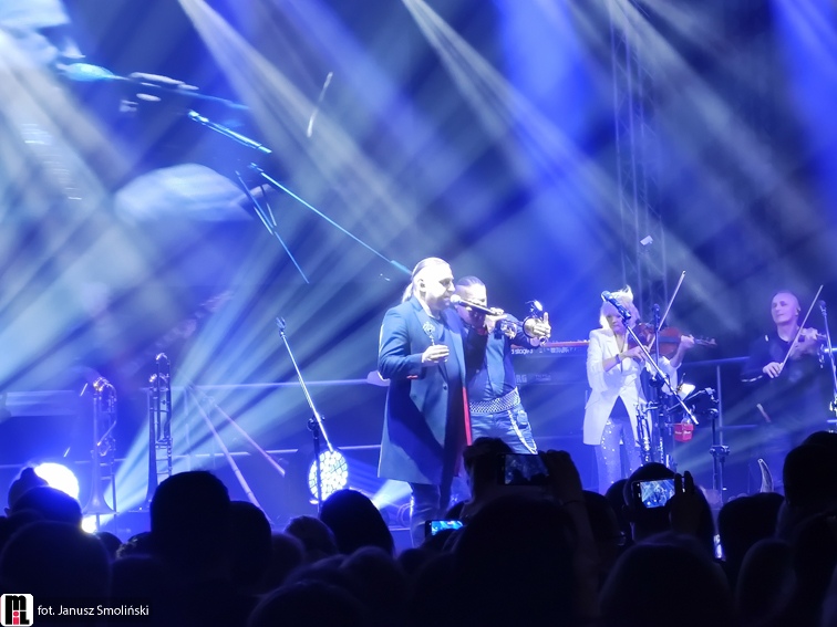 Skrzyszow-koncert-Golec-uOrkiestra_-Fot.-Janusz-Smolinski