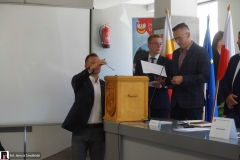zdjecia-z-sesji-powiatu-tarnowskiego-00203