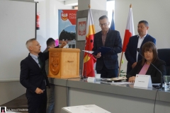 zdjecia-z-sesji-powiatu-tarnowskiego-00295