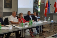 zdjecia-z-sesji-powiatu-tarnowskiego-00317