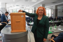Pat-w-PiS-zazegnany-00837