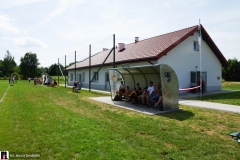 Nowa-murawa-i-szatnie-w-Medrzechowie-01580