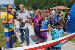 Nowa-murawa-i-szatnie-w-Medrzechowie-01610