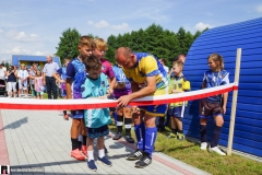 Nowa-murawa-i-szatnie-w-Medrzechowie-01625