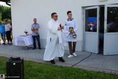 Nowa-murawa-i-szatnie-w-Medrzechowie-01653