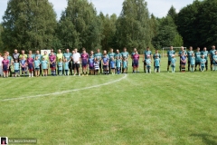 Nowa-murawa-i-szatnie-w-Medrzechowie-01712