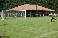 Nowa-murawa-i-szatnie-w-Medrzechowie-01802