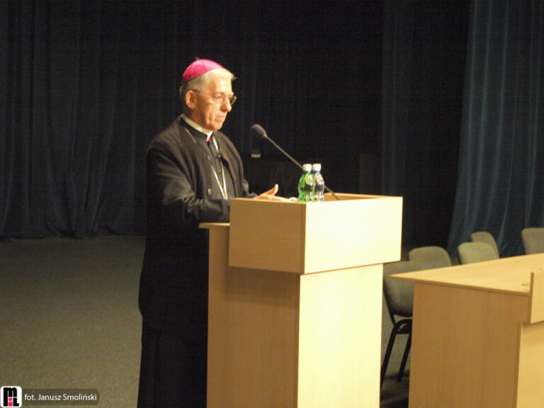 Abp Wiktor Skworc zeznawał w procesie biskupa Andrzeja Jeża. „Nie było obowiązku zgłaszania”